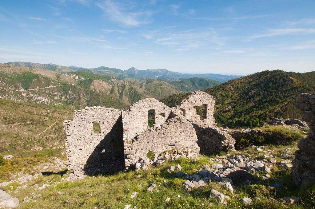Ruines de Rocca Sparviera